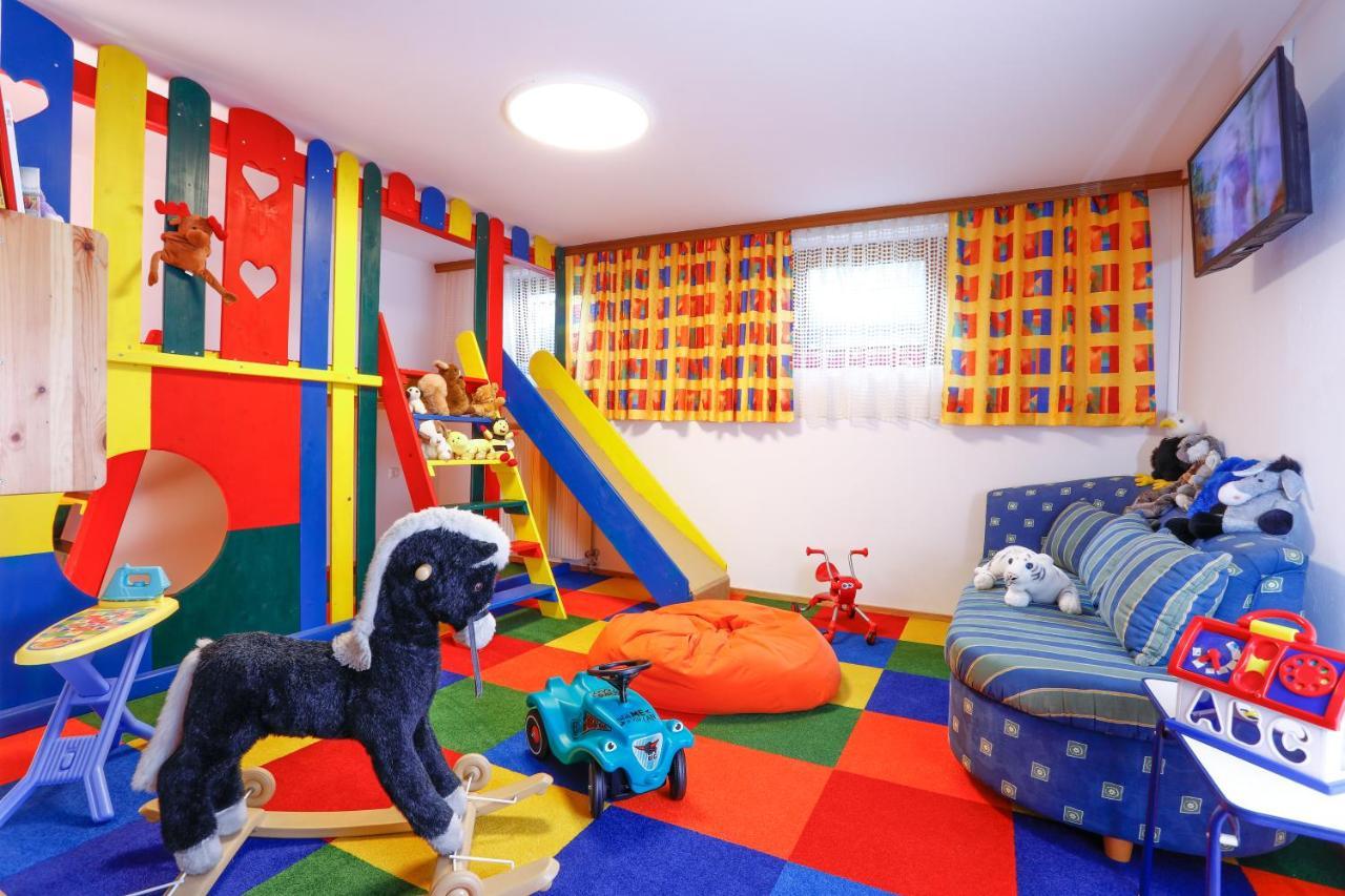 סנט יוהן אים פונגאו Hotel - Pension Oetzmooshof מראה חיצוני תמונה
